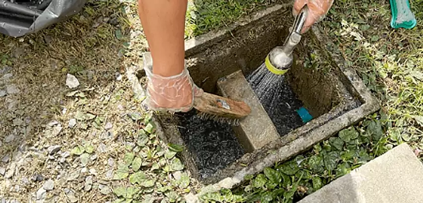Professional Grease Trap Cleaning Services in Carnot-Moon, PA