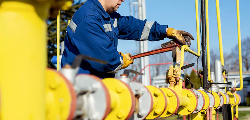 Emergency Gas Line Repair in Carnot-Moon